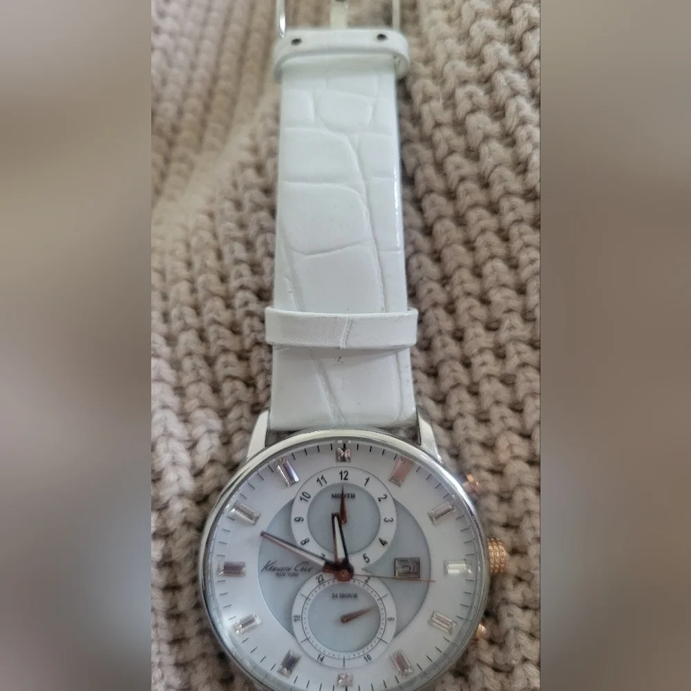 Kenneth Cole kenneth cole